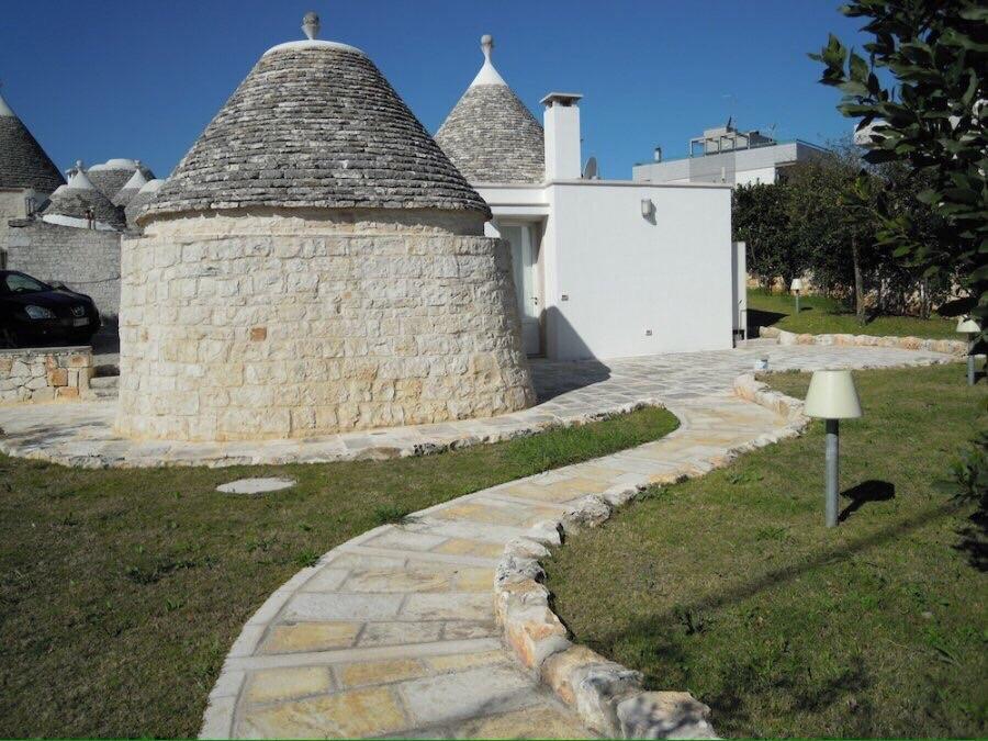 Trulli Di Malzo Villa Locorotondo Exterior photo